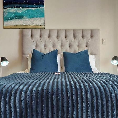 Appartamento A Relaxing Getaway With Ocean Views Città del Capo Esterno foto