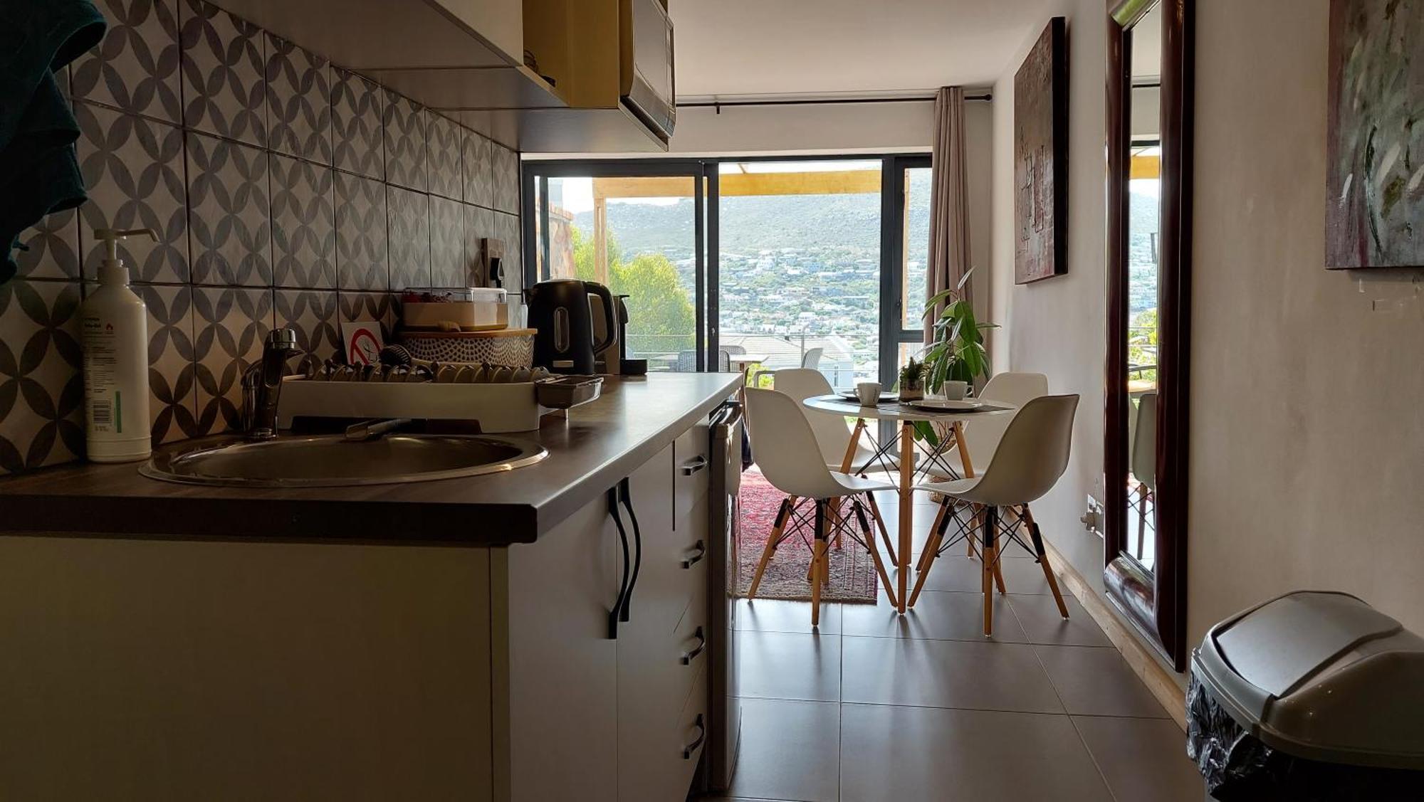Appartamento A Relaxing Getaway With Ocean Views Città del Capo Esterno foto